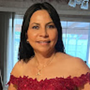 Meet your Posher, Leslie